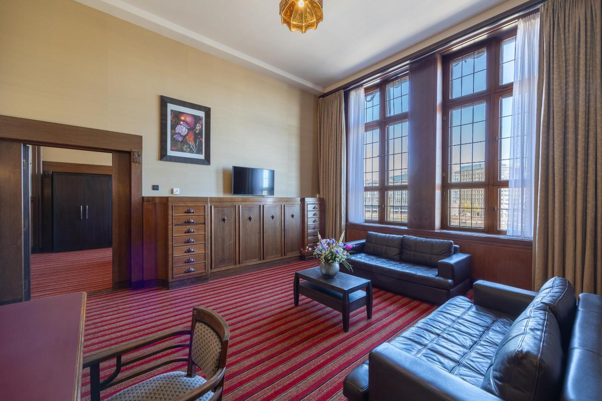Grand Hotel Amrath Amsterdam Bagian luar foto Suite